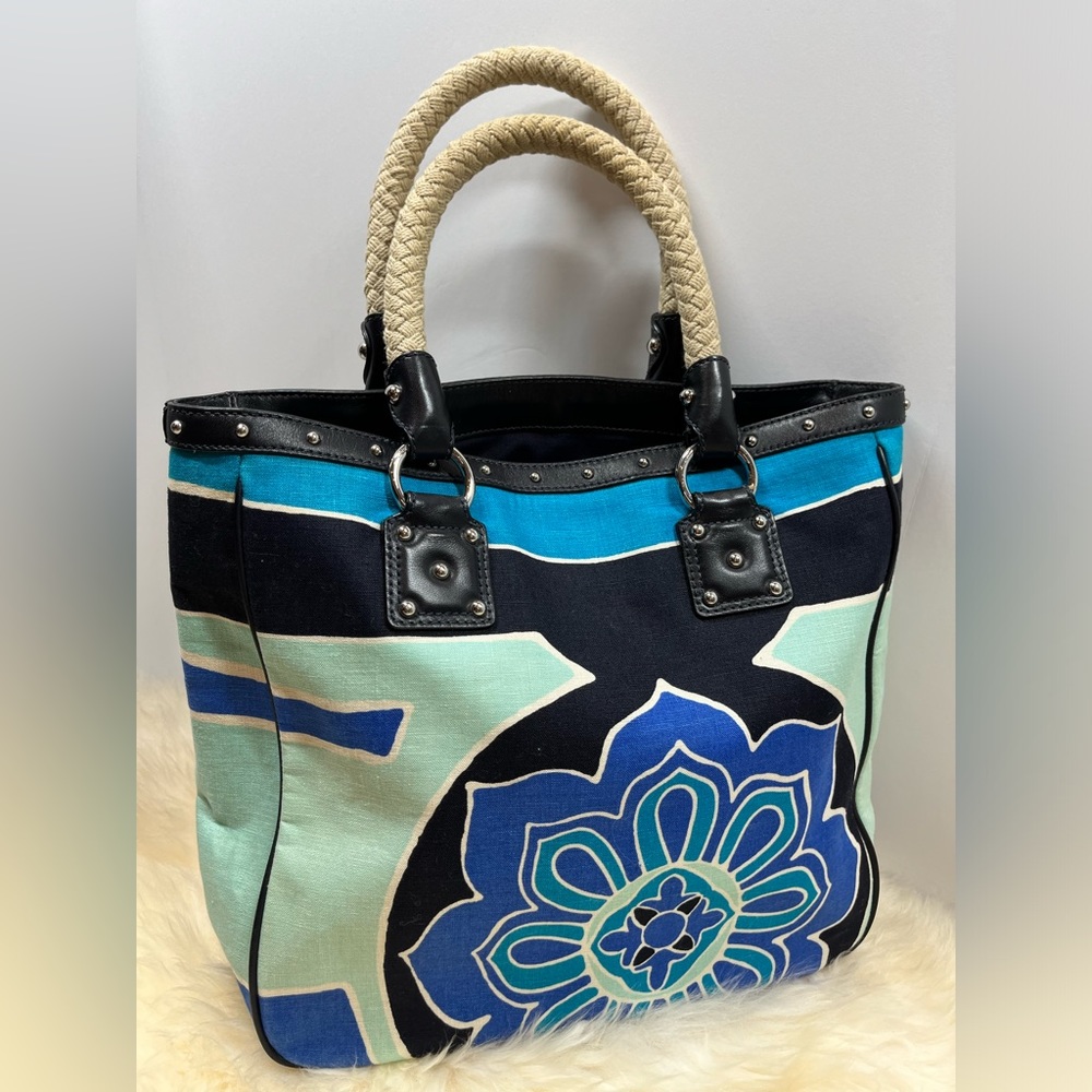 Banana Republic Canvas Beach Tote! - Picture 13 of 13